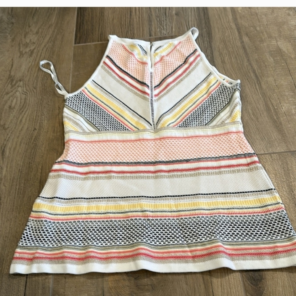 WHITE HOUSE BLACK MARKET TOP SMALL
